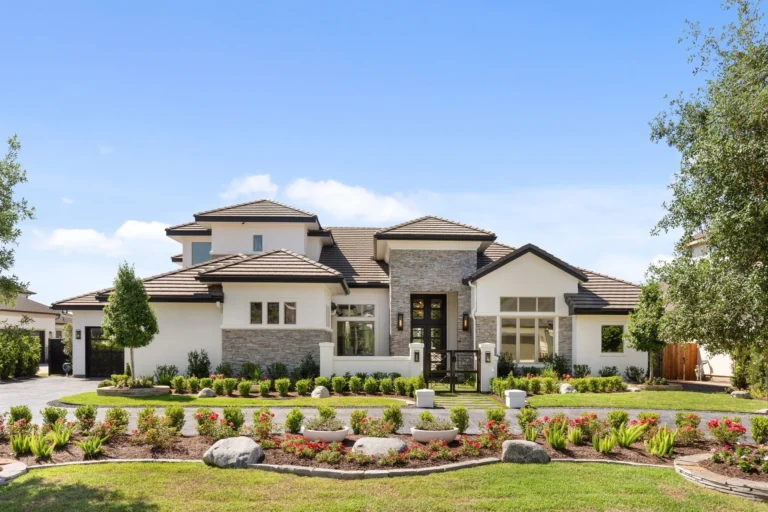 Lakeside Estate
