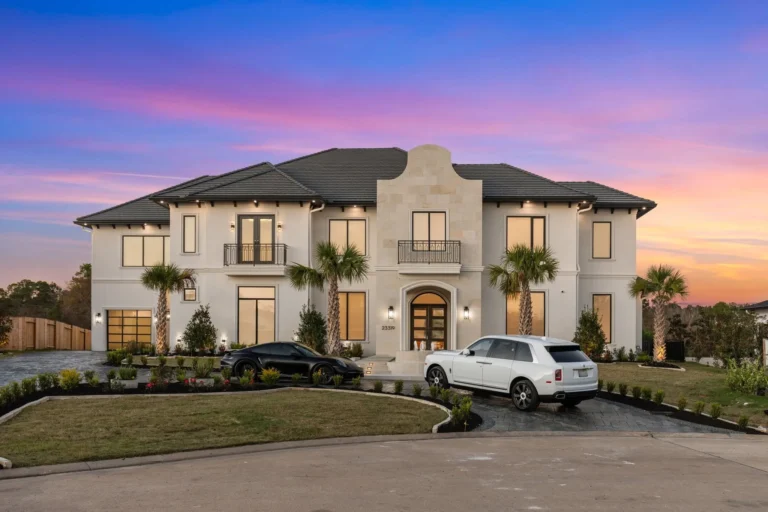 Contemporary Classic Casa